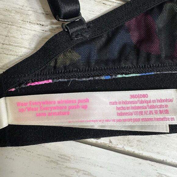 PINK By Victoria's Secret Wear Everywhere Wireless Push Up Bra 36D - Picture 5 of 13
